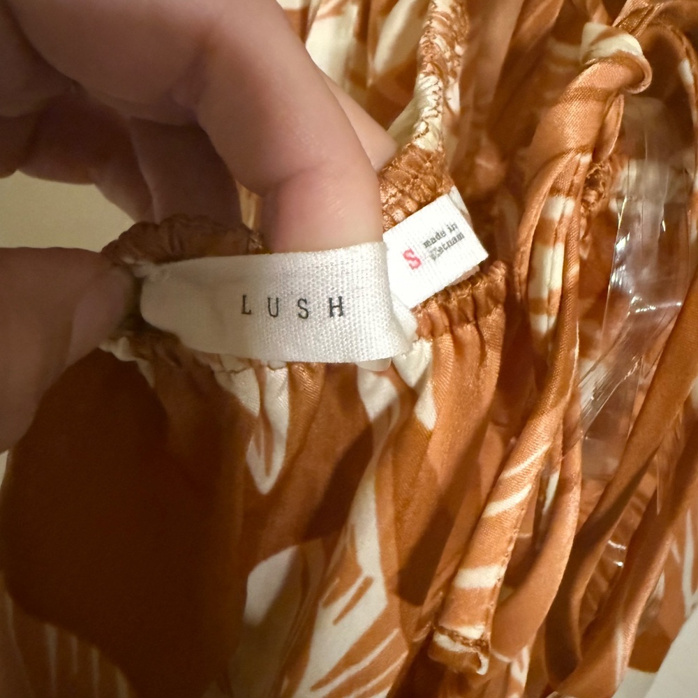 Dress - Picture 3 of 3